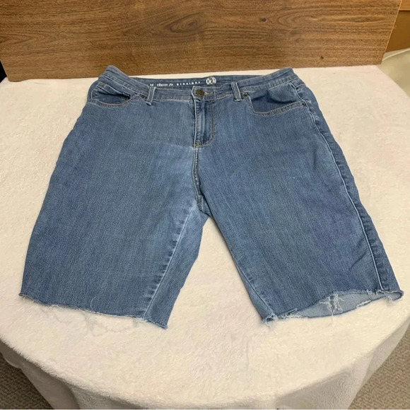 Westport size 12 cutoff jean shorts some stretch classic fit - Picture 6 of 6